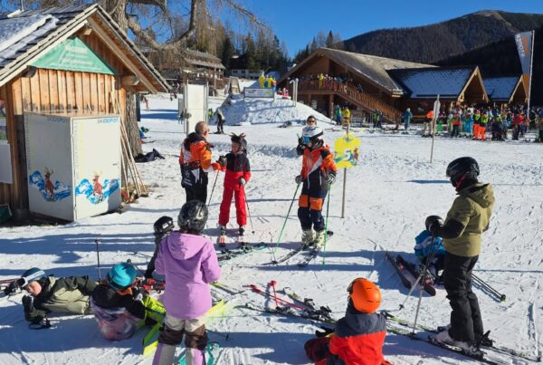 Ski lesson at family-friendly Austrian ski resort
